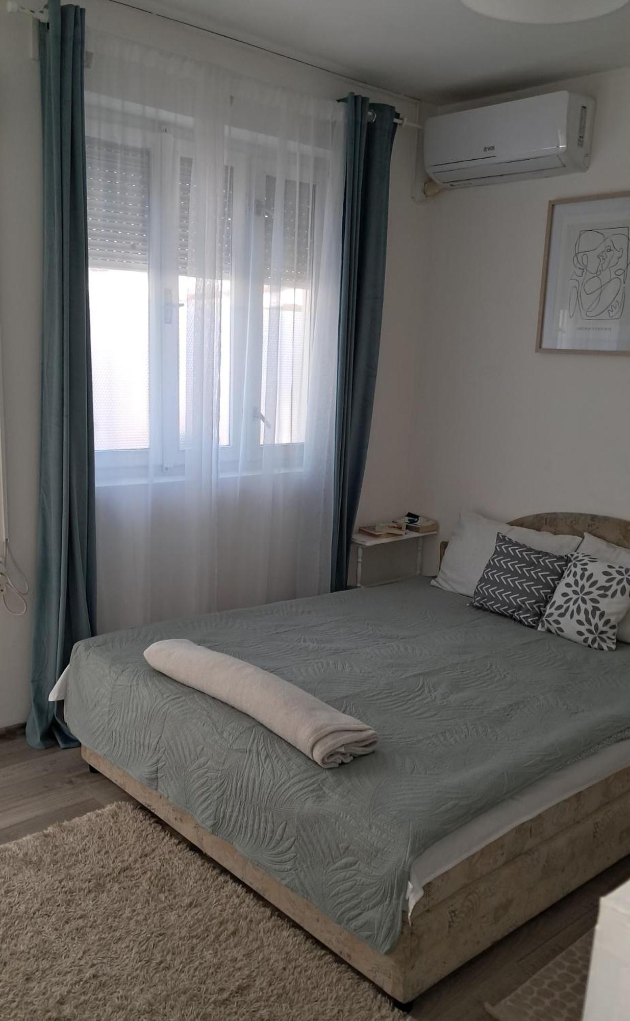 Ferienwohnung Nany 2 Novi Sad Exterior foto